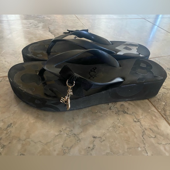 BCBG Gold Charmed Sandal - Picture 7 of 7